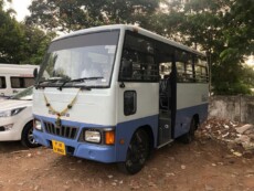 Hire mahindra tourister
